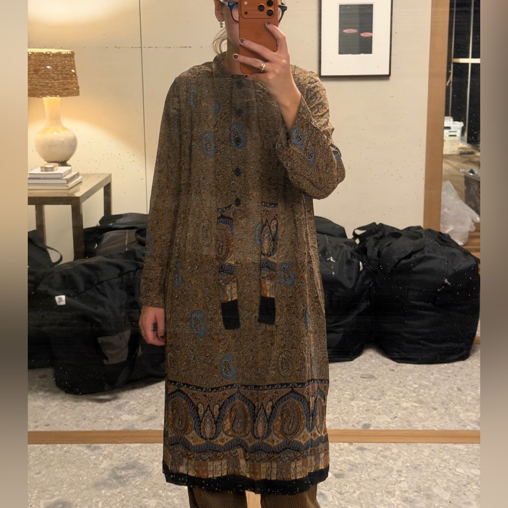 Elegant Long Sleeve Paisley Dress